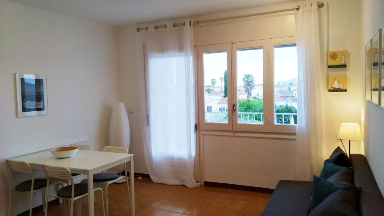 Apartament Amb Piscina Empuriabrava Bagian luar foto
